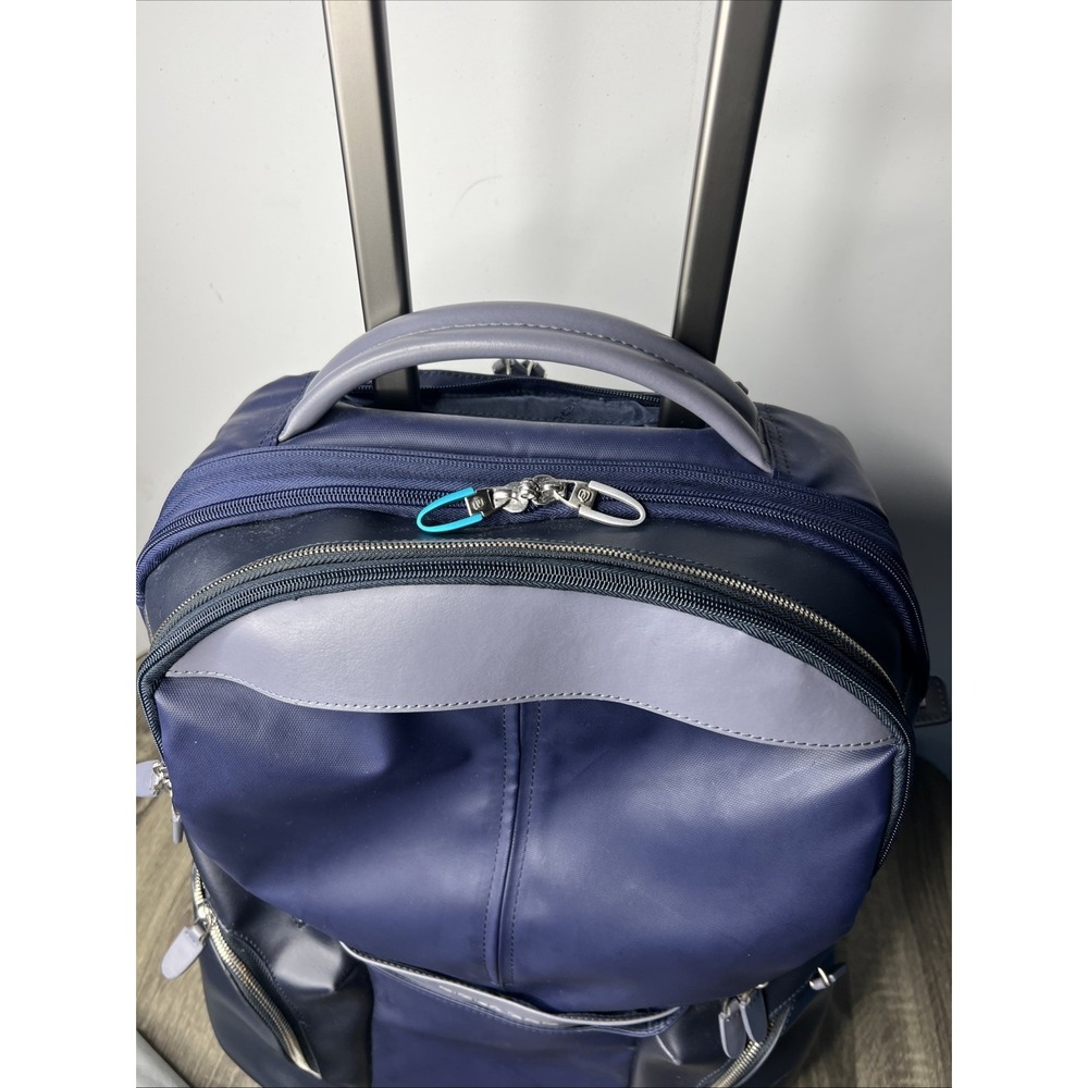 PIQUADRO Coleos Cabin Backpack Trolley Night Blue Rolling Suitcase Carry-On EUC! - Picture 7 of 16